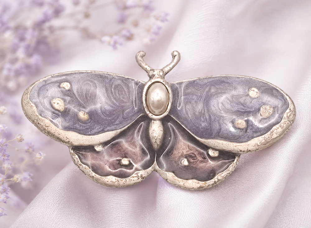 Vintage LIA / Lianna Purple Enamel Butterfly Moth Brooch, circa 1995–2003 Rare